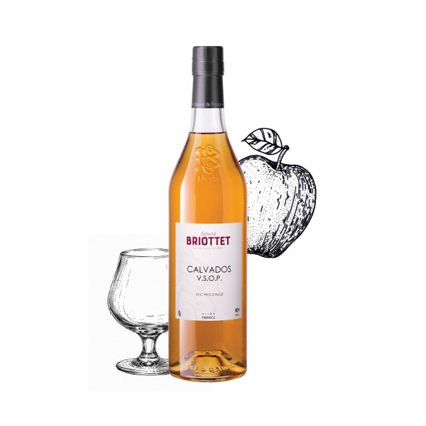 Bouteille de Calvados VSOP Maison Briottet 40% vol., 70 cl, avec verre de dégustation et illustrations de pommes.