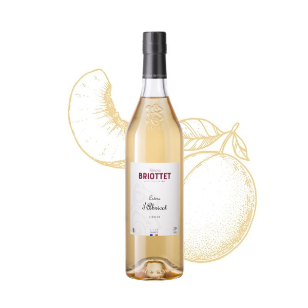 Bouteille de Crème d'Abricot Maison Briottet, liqueur 25% vol., 70cl, sur fond d'illustration de fruit abricot