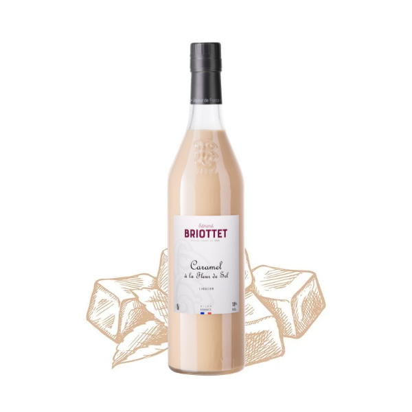 Bouteille de Crème de caramel Maison Briottet, liqueur 18% vol., 70cl, sur fond d'illustration de caramel
