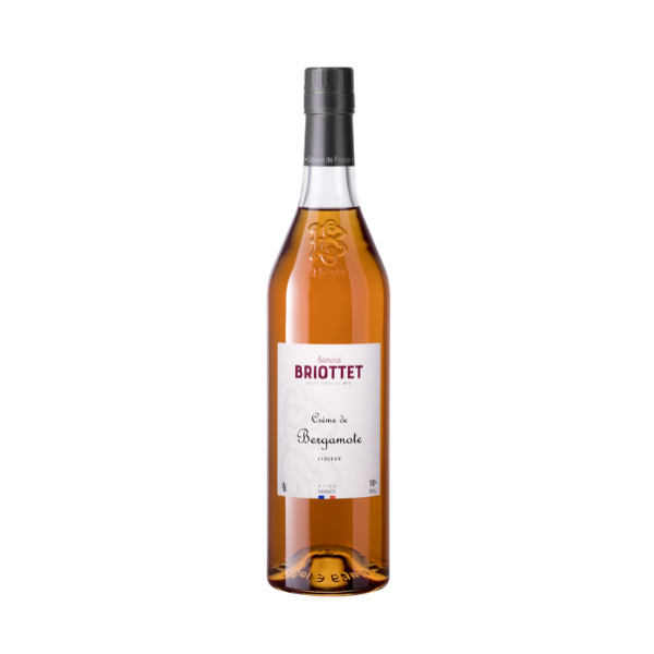 Bouteille de Crème de bergamote Maison Briottet, liqueur 18% vol., 70cl, sur fond d'illustration de fruit bergamote
