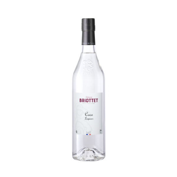 Bouteille de Liqueur de Coco Maison Briottet, liqueur 20% vol., 70cl, sur fond d'illustration de noix de coco
